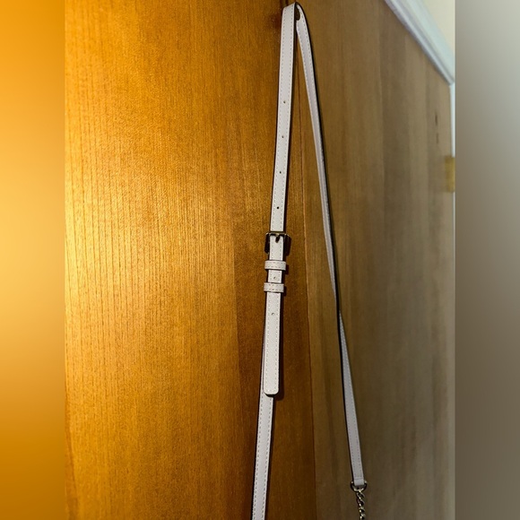 Michael Kors Wallet on Chain Crossbody — Saffiano Leather Gray WOC Bag - Picture 5 of 16